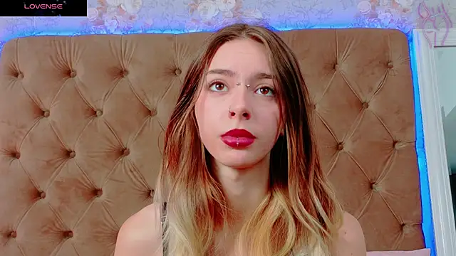 CoraVex online show from 10.22.25