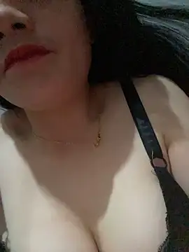 Lucie-pusy online show from 11.13.25