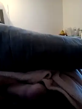 Snapshot of romero115 chatting on 10.31.25 romero115 online show from 10.31.25