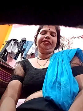 Snapshot of Hott_locky chatting on 10.04.25 Hott locky online show from 10.04.25