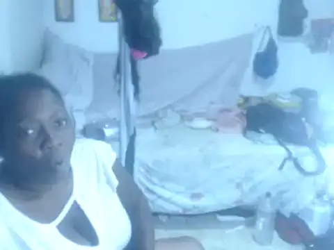 Snapshot of rachelexoticgirl chatting on 01.05.25 rachelexoticgirl online show from 01.05.25