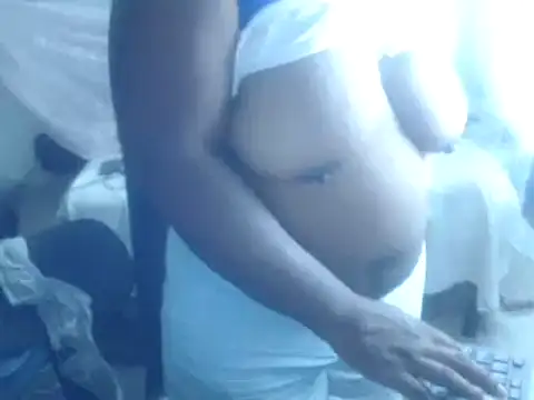 Snapshot of rachelexoticgirl chatting on 02.22.25 rachelexoticgirl online show from 02.22.25