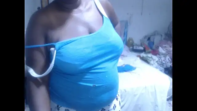 Snapshot of rachelexoticgirl chatting on 10.10.25 rachelexoticgirl online show from 10.10.25