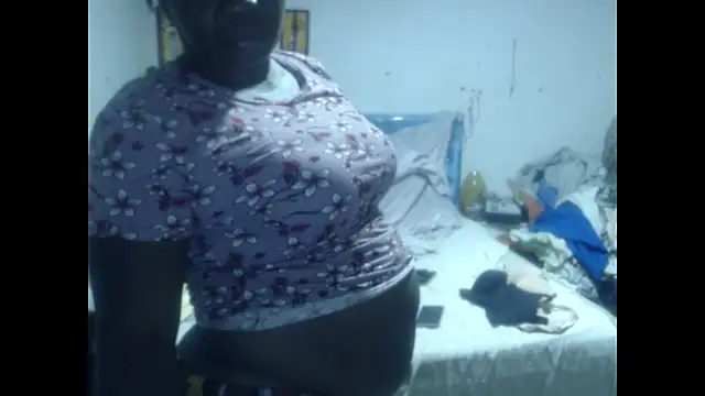 Snapshot of rachelexoticgirl chatting on 10.12.25 rachelexoticgirl online show from 10.12.25