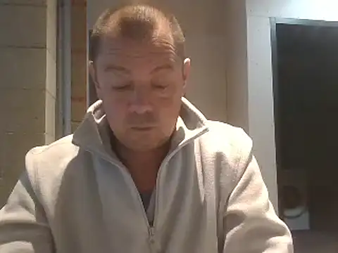 Snapshot of hugoboys4576 chatting on 09.16.25 hugoboys4576 online show from 09.16.25