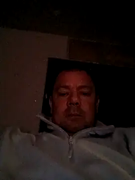 Snapshot of hugoboys4576 chatting on 09.17.25 hugoboys4576 online show from 09.17.25