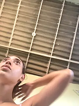 Snapshot of loirinhaaa chatting on 10.09.25 loirinhaaa online show from 10.09.25