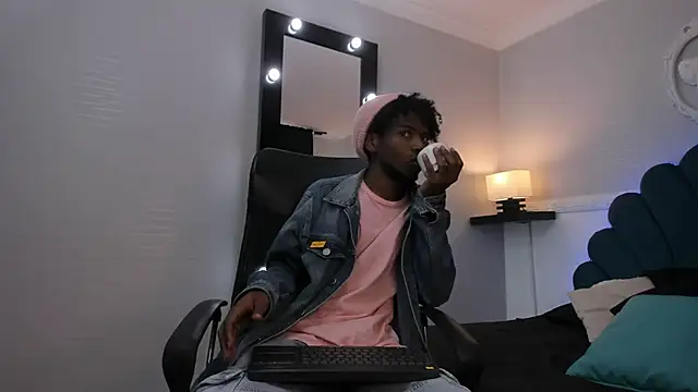 AllexJacob online show from 10.03.25