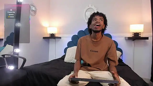 AllexJacob online show from 10.21.25