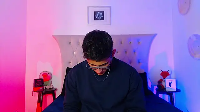 SalvadorFit online show from 11.19.25