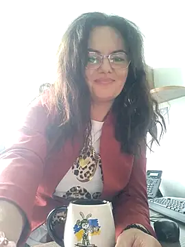 Snapshot of ValeriaLove43211 chatting on 09.26.25 ValeriaLove43211 online show from 09.26.25