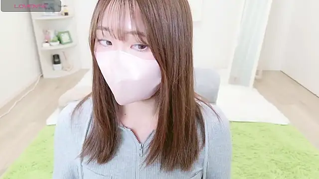 Snapshot of mina_pyon chatting on 09.20.25 mina pyon online show from 09.20.25