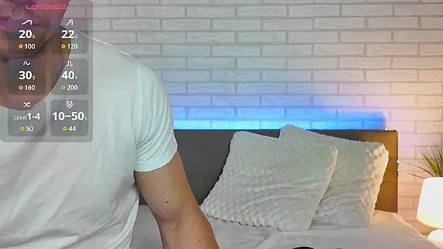 GarettVoss online show from 10.08.25