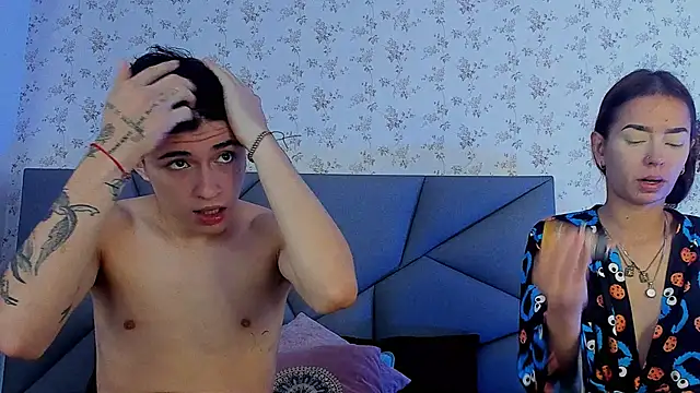 meganandtylerr19 online show from 11.11.25