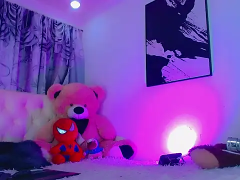 Julia Bulette1 online show from 12.04.25