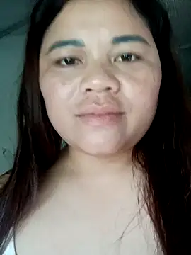 Snapshot of Pinky-sexy chatting on 09.19.25 Pinky-sexy online show from 09.19.25