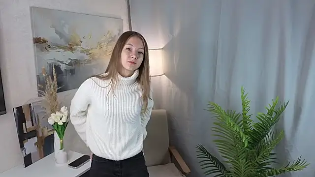 Snapshot of YuriKastner chatting on 10.04.25 YuriKastner online show from 10.04.25