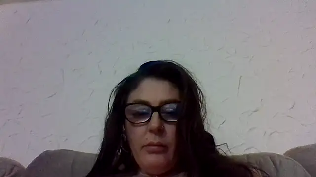 Snapshot of Rileyxxx69 chatting on 12.04.25 Rileyxxx69 online show from 12.04.25