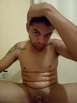 Snapshot of livinhoooo chatting on 11.01.25 livinhoooo online show from 11.01.25