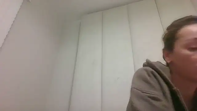 Scotishminx25 online show from 09.24.25