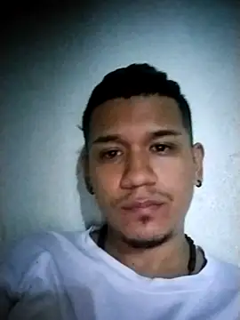 Snapshot of Mohamedxxx13 chatting on 09.21.25 Mohamedxxx13 online show from 09.21.25