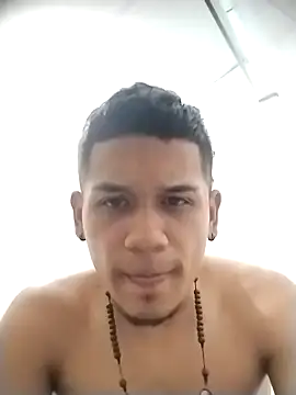 Snapshot of Mohamedxxx13 chatting on 09.23.25 Mohamedxxx13 online show from 09.23.25