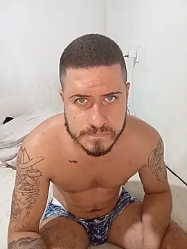 Snapshot of casado031999 chatting on 09.27.25 casado031999 online show from 09.27.25