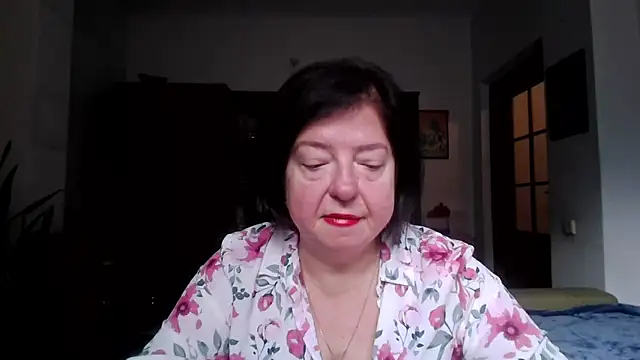 Violet Pulse online show from 11.18.25