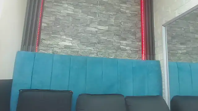 Lil Rose2006 online show from 11.18.25