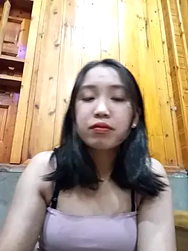 Snapshot of Suzuki_see chatting on 10.20.25 Suzuki see online show from 10.20.25