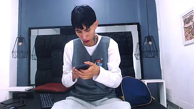 Daniel delux  online show from 10.29.25