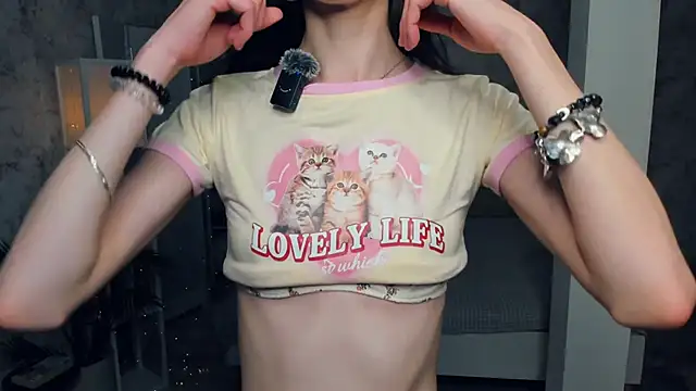 ReneeLippeatt online show from 12.04.25