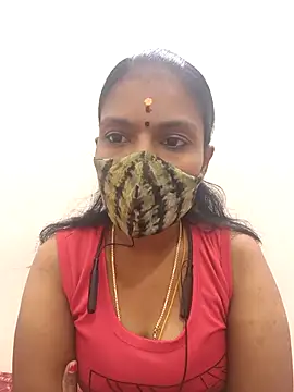 Snapshot of Tamil_Yalini12 chatting on 10.16.25 Tamil Yalini12 online show from 10.16.25