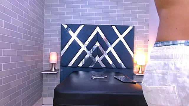 marcus hans  online show from 11.17.25