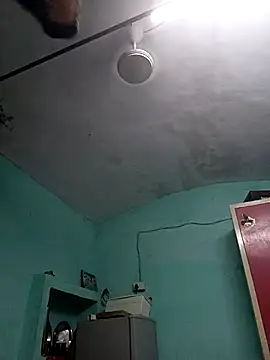 Snapshot of School_medam chatting on 09.22.25 School medam online show from 09.22.25