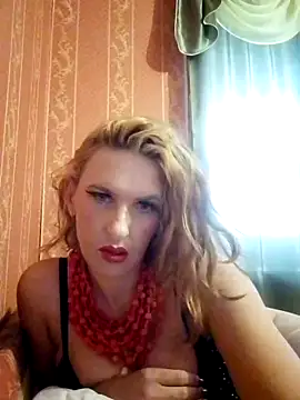 Snapshot of LaraDiva7799 chatting on 10.16.25 LaraDiva7799 online show from 10.16.25