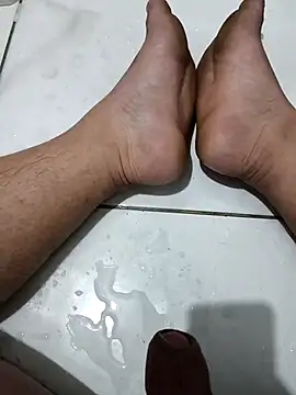 Snapshot of Nunes006 chatting on 09.29.25 Nunes006 online show from 09.29.25