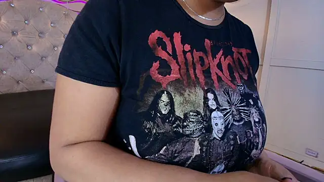 TahiyaMuley  online show from 11.13.25