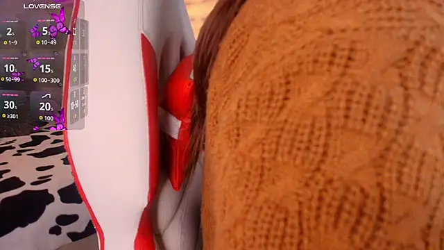 TahiyaMuley  online show from 11.25.25