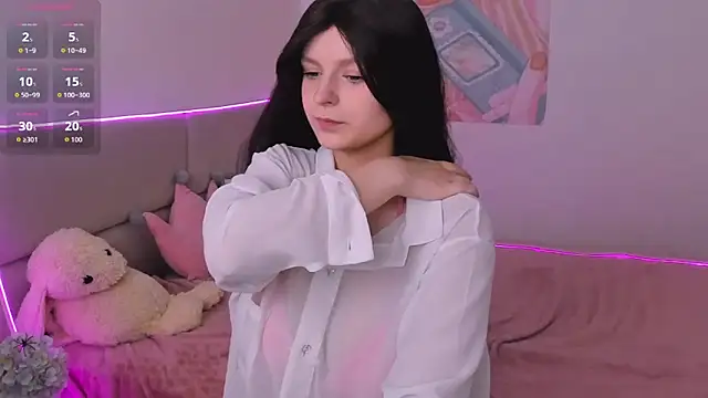 Snapshot of AishaAysitt chatting on 11.17.25 AishaAysitt online show from 11.17.25