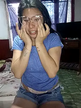 lucixxx14 online show from 10.20.25