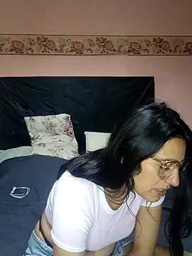 lucixxx14 online show from 11.16.25