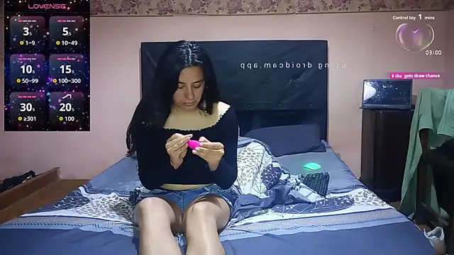 lucixxx14 online show from 11.26.25