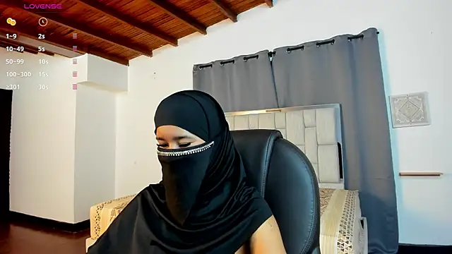 kalila latif online show from 10.27.25