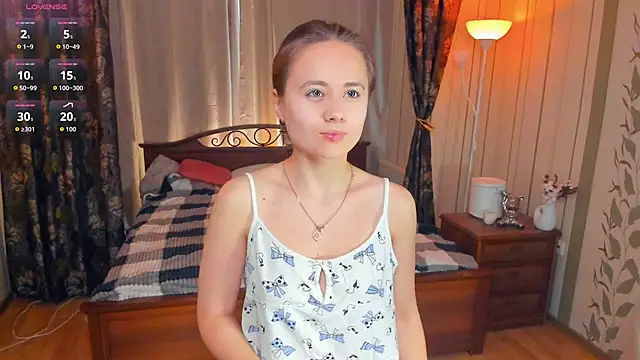 Snapshot of Crysta1Eva_ chatting on 10.19.25 Crysta1Eva online show from 10.19.25