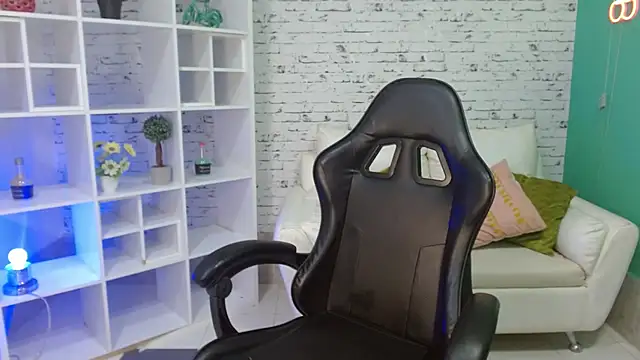 loaizalust online show from 10.12.25