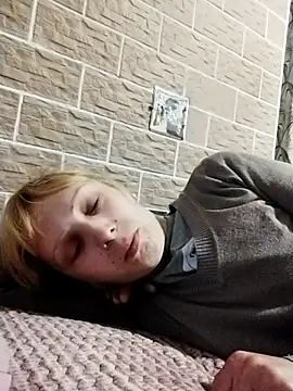 Ponka2011 online show from 09.28.25