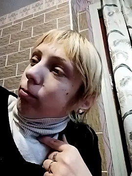 Ponka2011 online show from 11.24.25