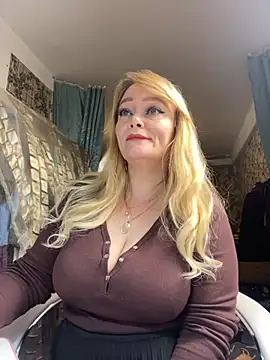 Sweet-blonde online show from 11.23.25