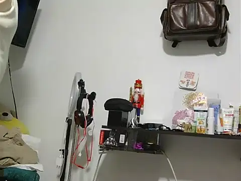 xanderdinis online show from 11.18.25